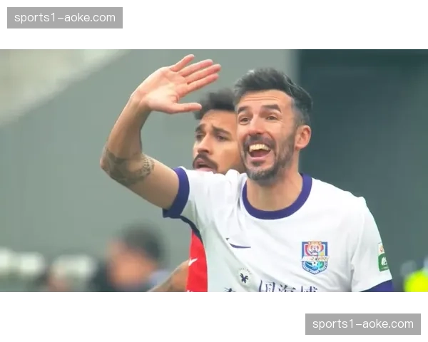 津门虎格劳与谢蒂内配合生疏,进攻端未能形成合力